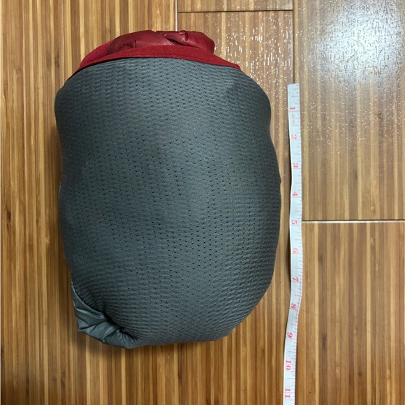 Canada Goose HyBridge Lite Jacket - Picture 16 of 16